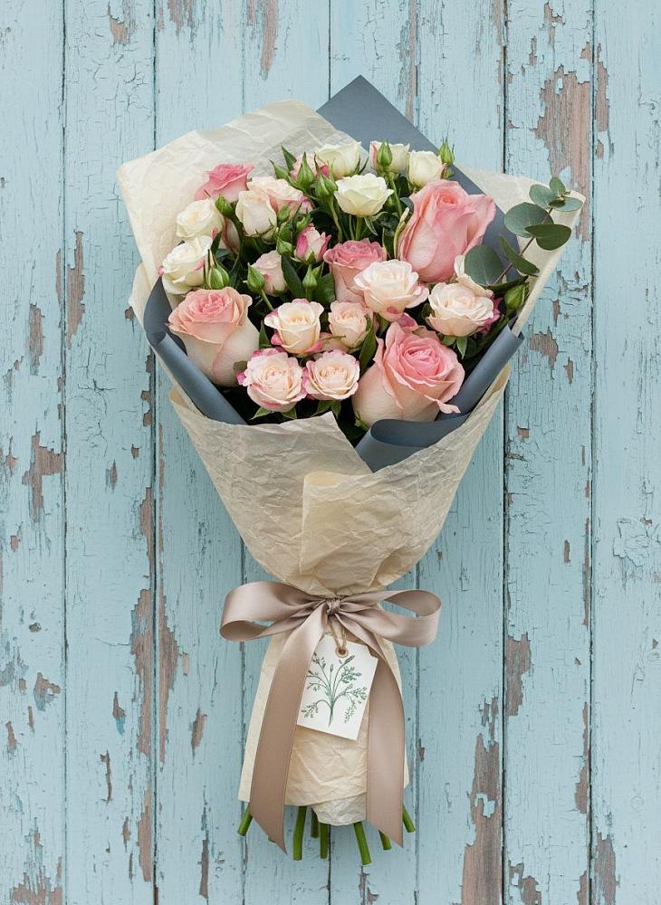 Букет цветов из: Розы в Приволжье