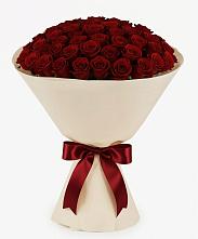 Букет 101 Бордовая роза Блэк Бакарра в Приволжье