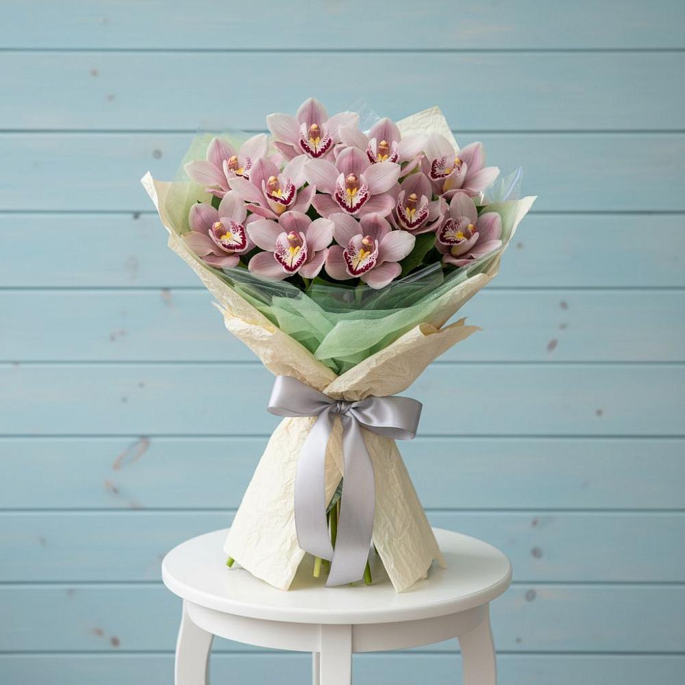 Букет цветов из: Орхидеи и Розы в Приволжье