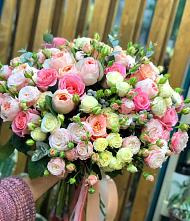 Букет цветов из:  Розы #REPLACE_PRED# Приволжье