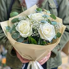Букет цветов из:  Розы в Приволжье