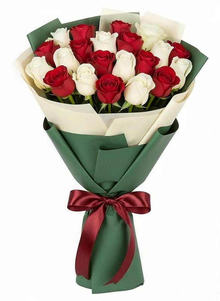Букет Микс из красных и белых роз в Приволжье