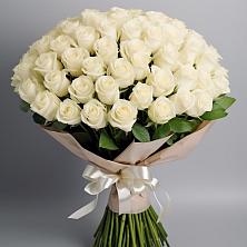 Букет 101 беля роза Белоснежка в Приволжье