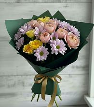 Букет цветов из:  Хризантемы и Розы в Приволжье