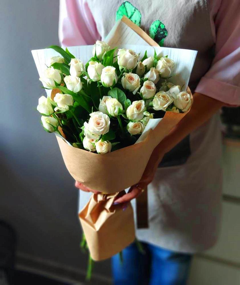Букет цветов из: Розы в Приволжье