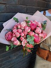Букет цветов из:  Розы в Приволжье