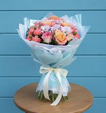 Букет цветов из:  Хризантемы и Розы в Приволжье