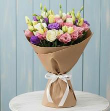 Букет цветов из:  Лизиантусы в Приволжье