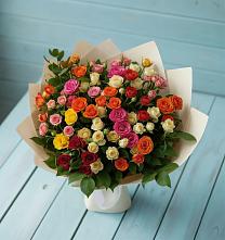 Букет Микс из разноцветных кустовых роз в Приволжье